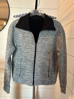 Lululemon Heather Gray Zip-Up Jacket with Black Collar and Fleece interior